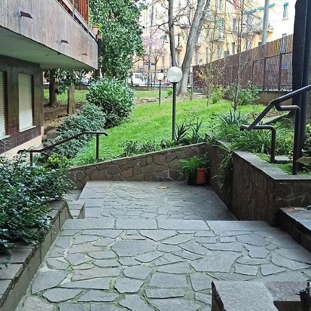 Smart Studio Porta Venezia Apartment Milan Exterior photo